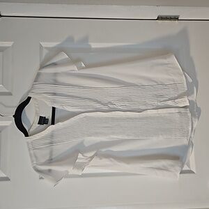 Covington XLP white blouse so cute!